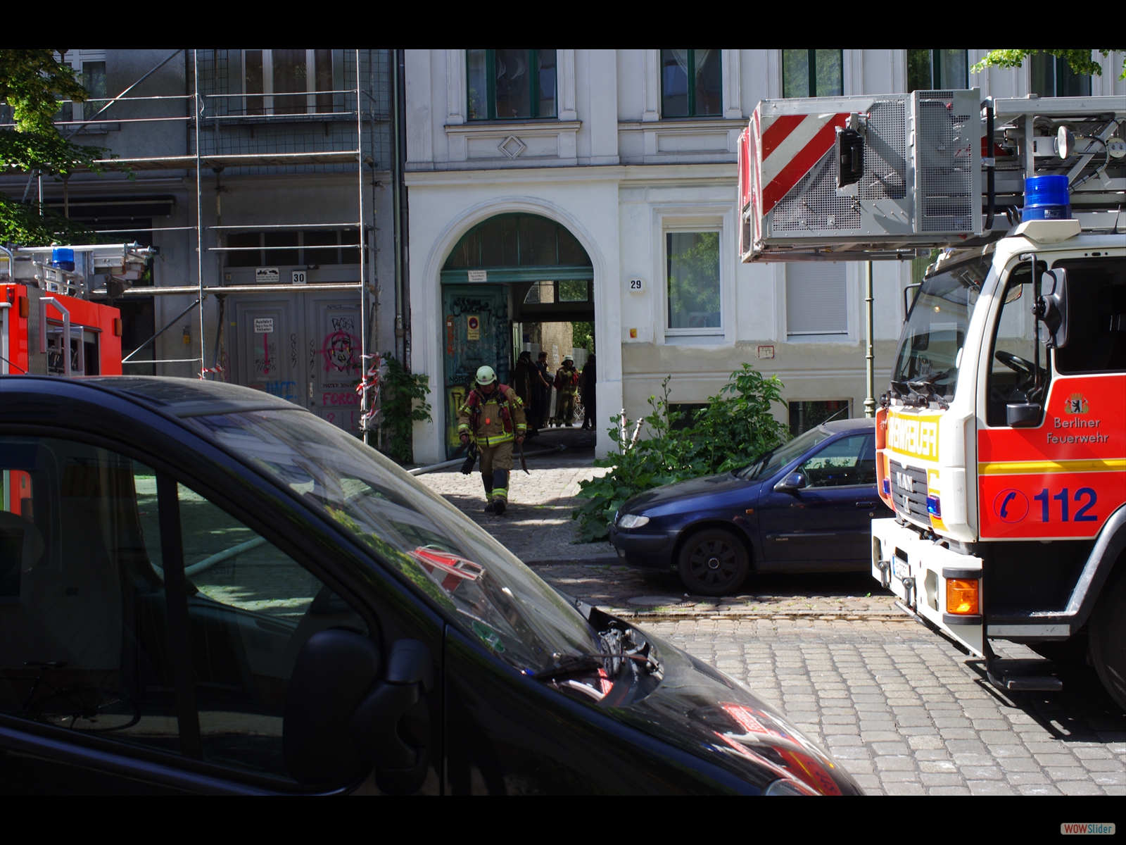 Feuerwehr-Großeinsatz in der Reichenberger Str. 29